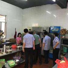 福州晉安開展進口水產(chǎn)品等食品安全專項排查，筑牢食品銷售防線